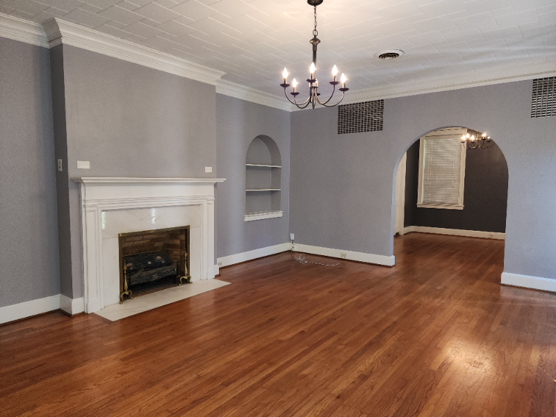 2408 Dauphin St - Photo 2 of 20