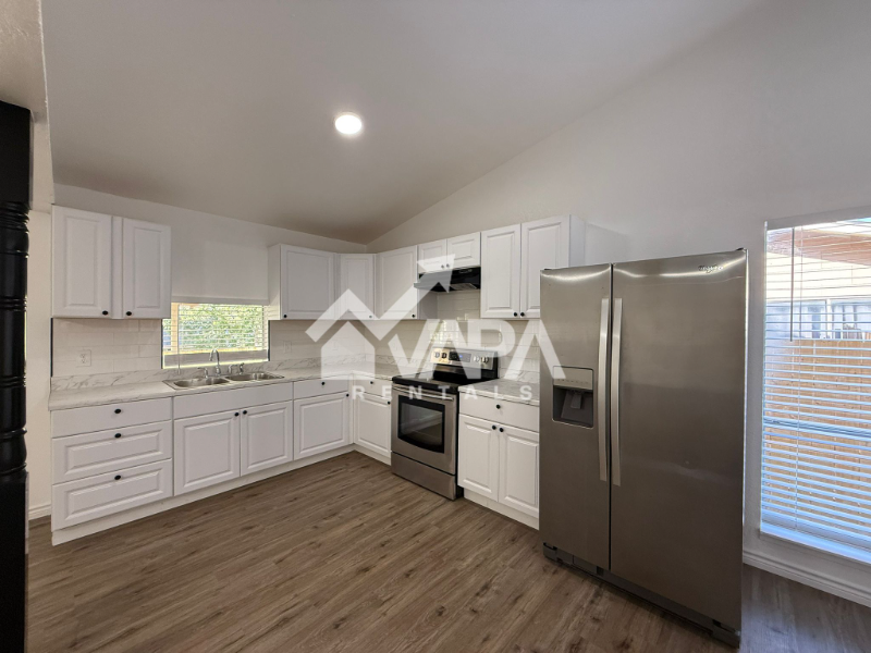 4558 Los Ranchitos St - Photo 6 of 11