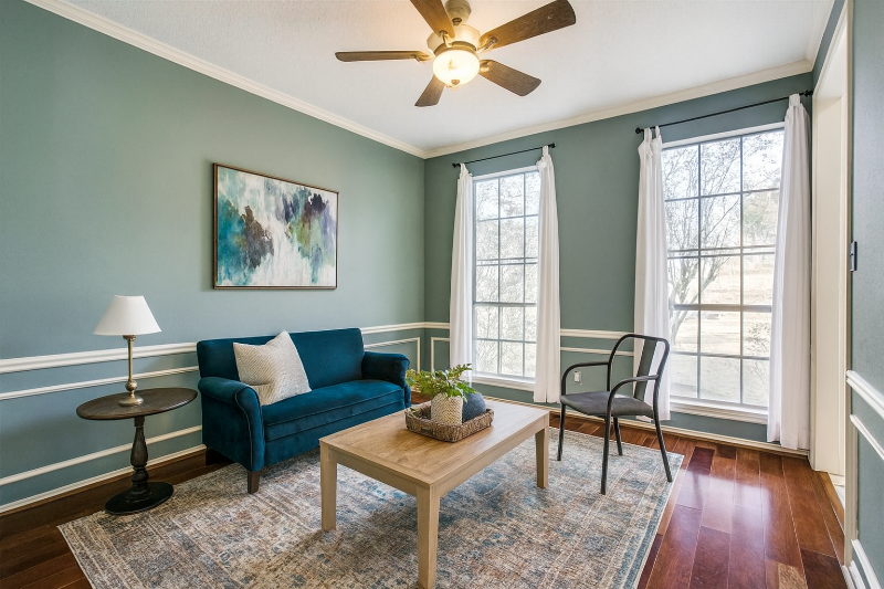 2138 Sword Dr - Photo 3 of 14