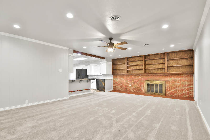 5605 Geneva Ave - Photo 3 of 20