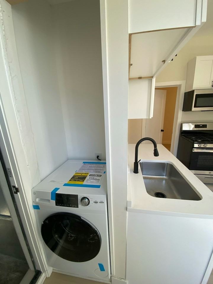 1322 West Ohio Street, Unit 1RR - Photo 3 of 10