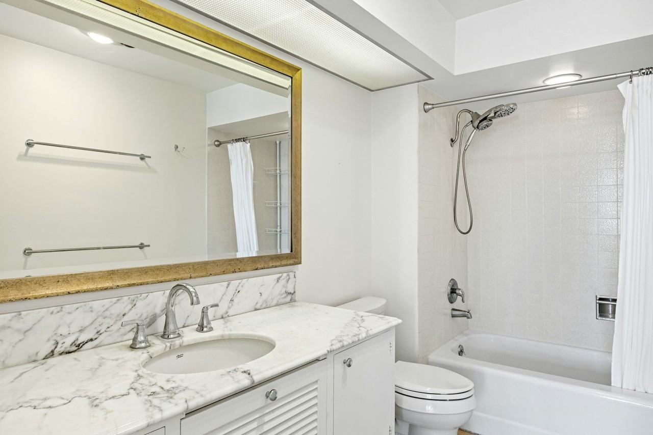 800 Prospect Street, Unit 5D - Photo 7 of 24