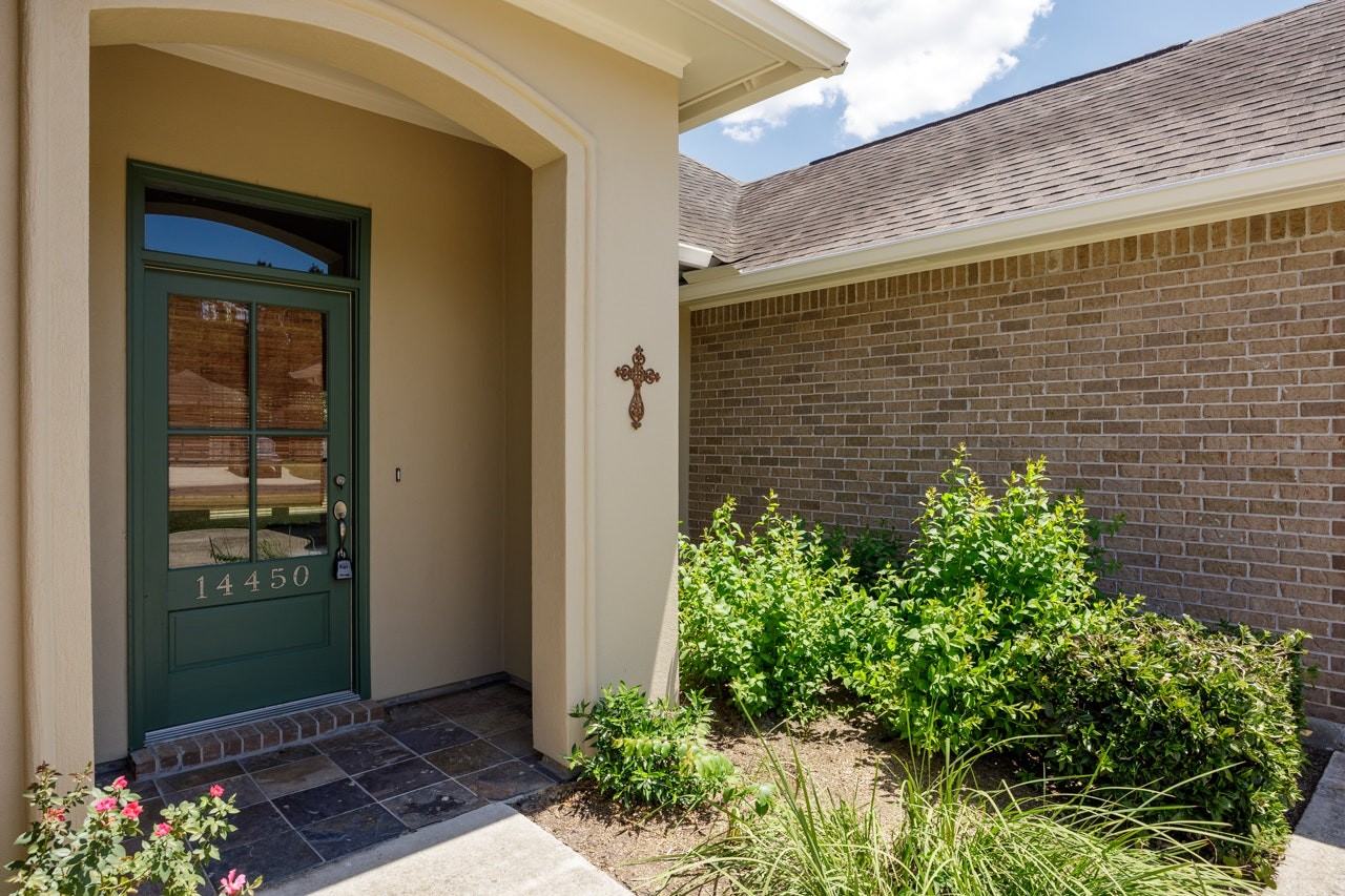 14450 Lake Meadows Ct - Photo 3 of 23