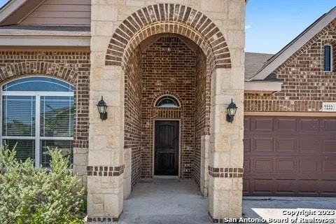 7222 Lunar Eclipse - Photo 3 of 25