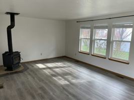 featured image of 4801 Hillcrest Dr