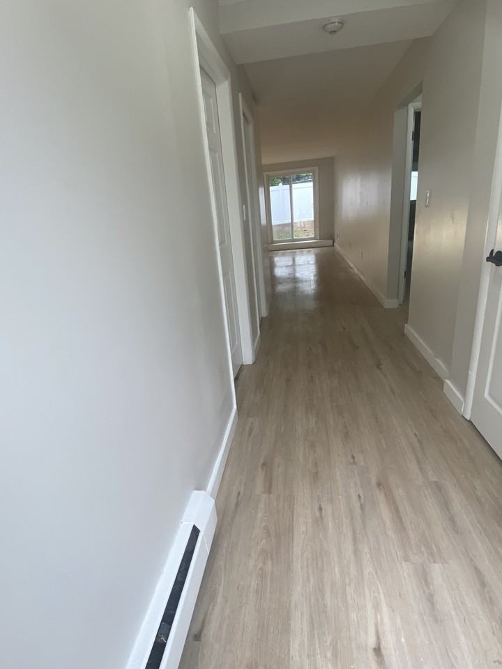 85 N Middletown - Photo 6 of 11