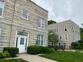 featured image of 405 Monroe St