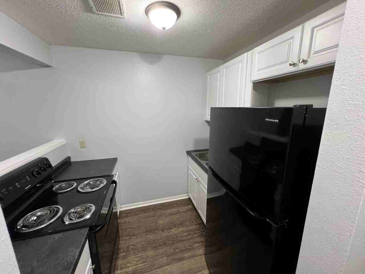 Pinebrook Apartments - Photo 2 of 9