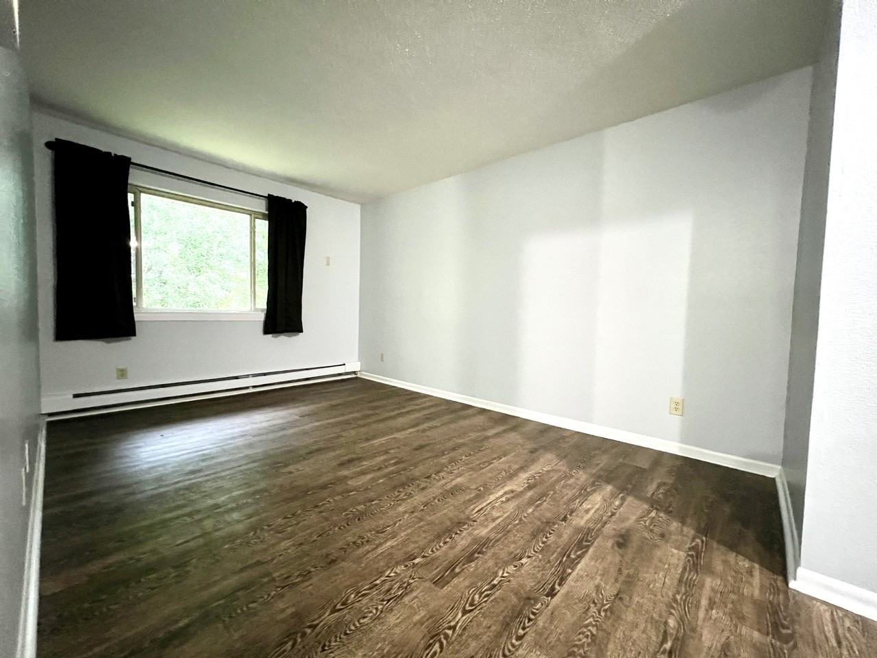 Pinebrook Apartments - Photo 6 of 9