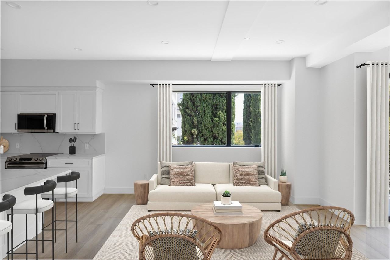 4827 Oakwood Avenue - Photo 3 of 39