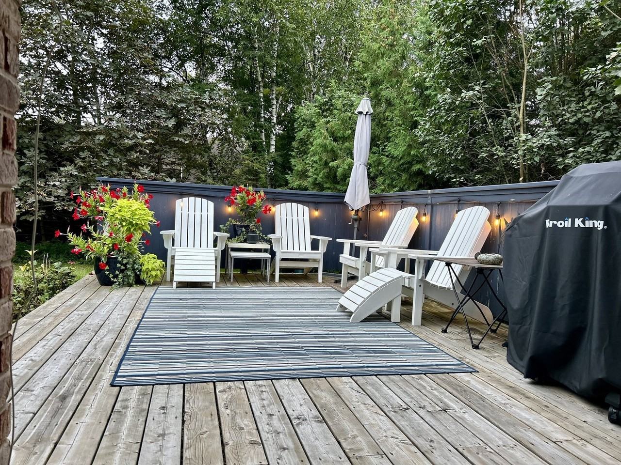 10 Glass St - Photo 2 of 11