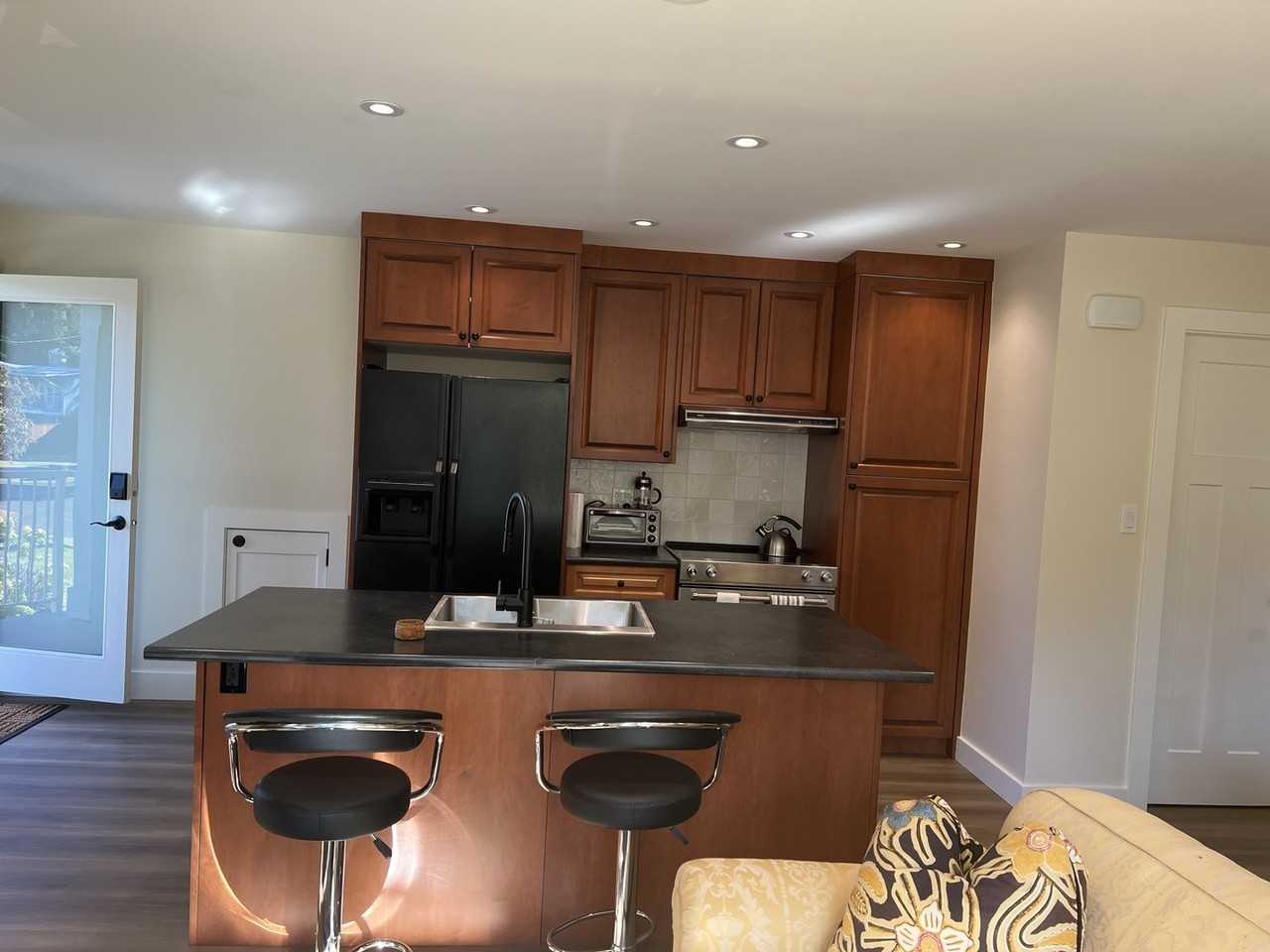 4586 Sumner Pl - Photo 3 of 8