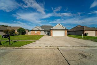 254 Baptiste Cir - Photo 1 of 1