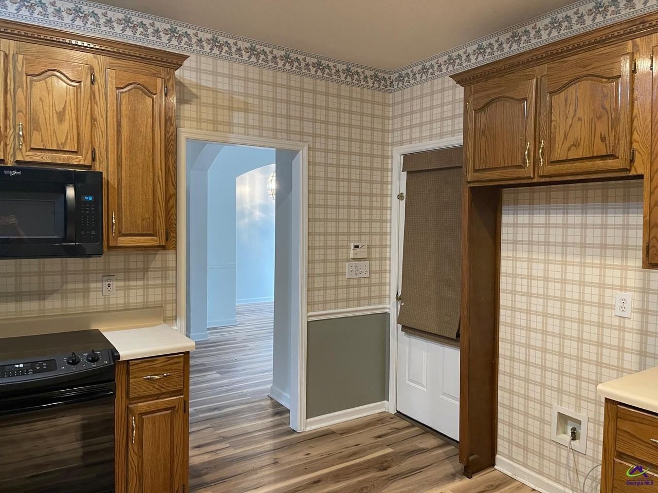 105 Jasmine Way - Photo 4 of 8