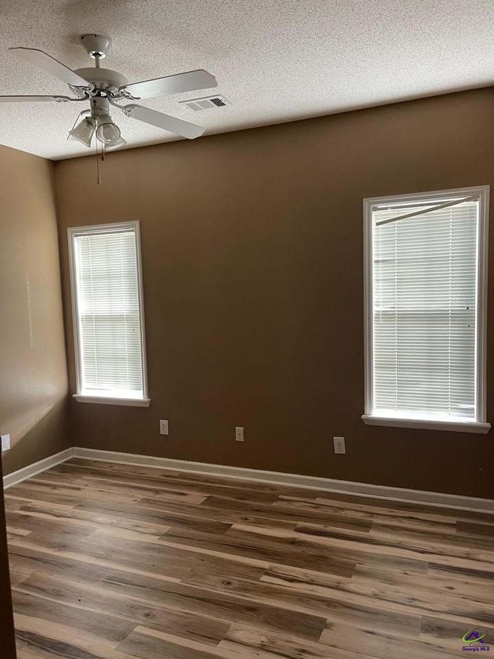 105 Jasmine Way - Photo 7 of 8