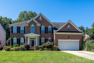 604 Queenswater Ln - Photo 1 of 1