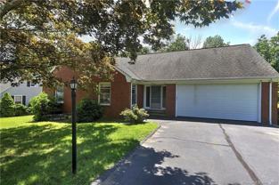 32 Koger Rd - Photo 1 of 1