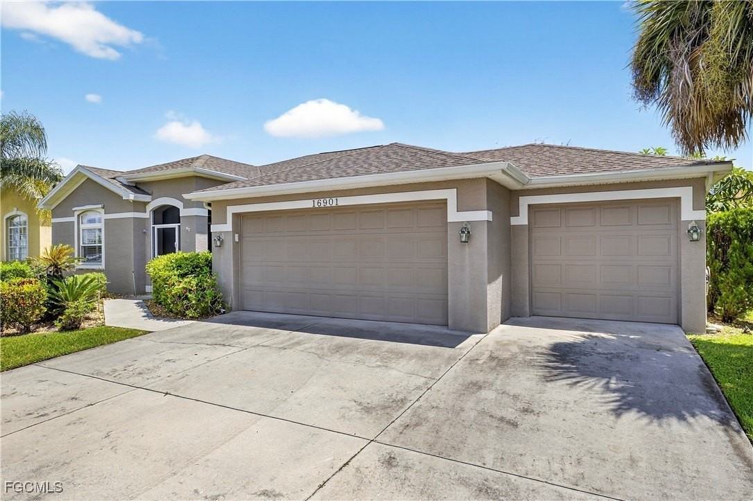 16901 Colony Lakes Blvd - Photo 2 of 27