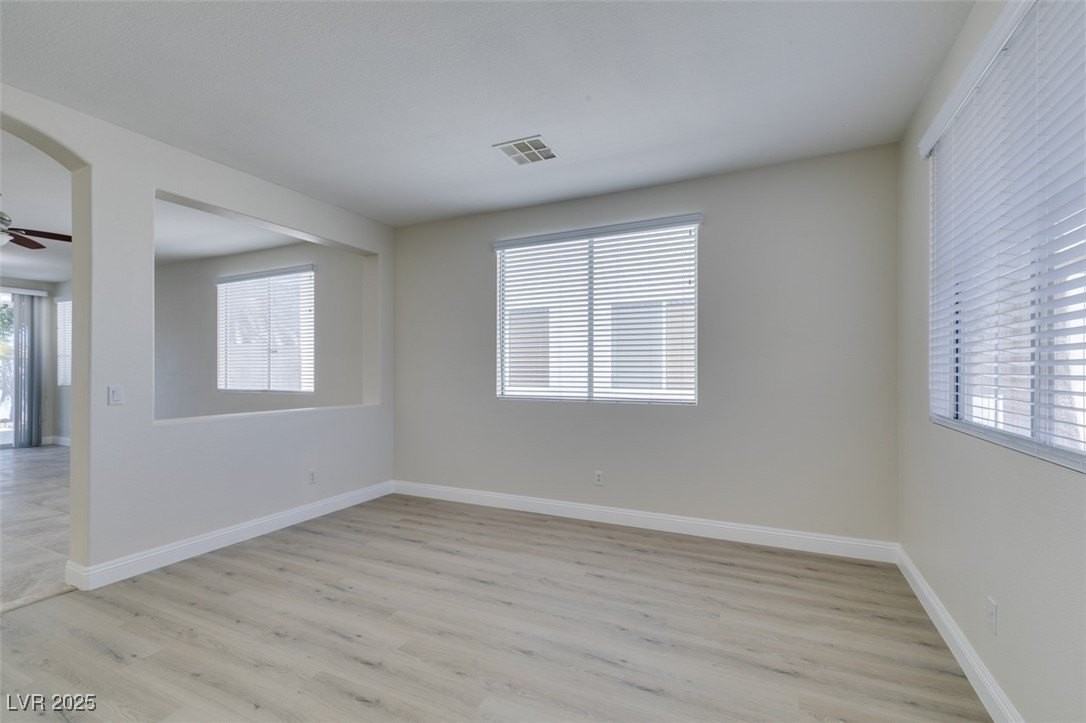 5747 Bear Springs Street - Photo 6 of 42