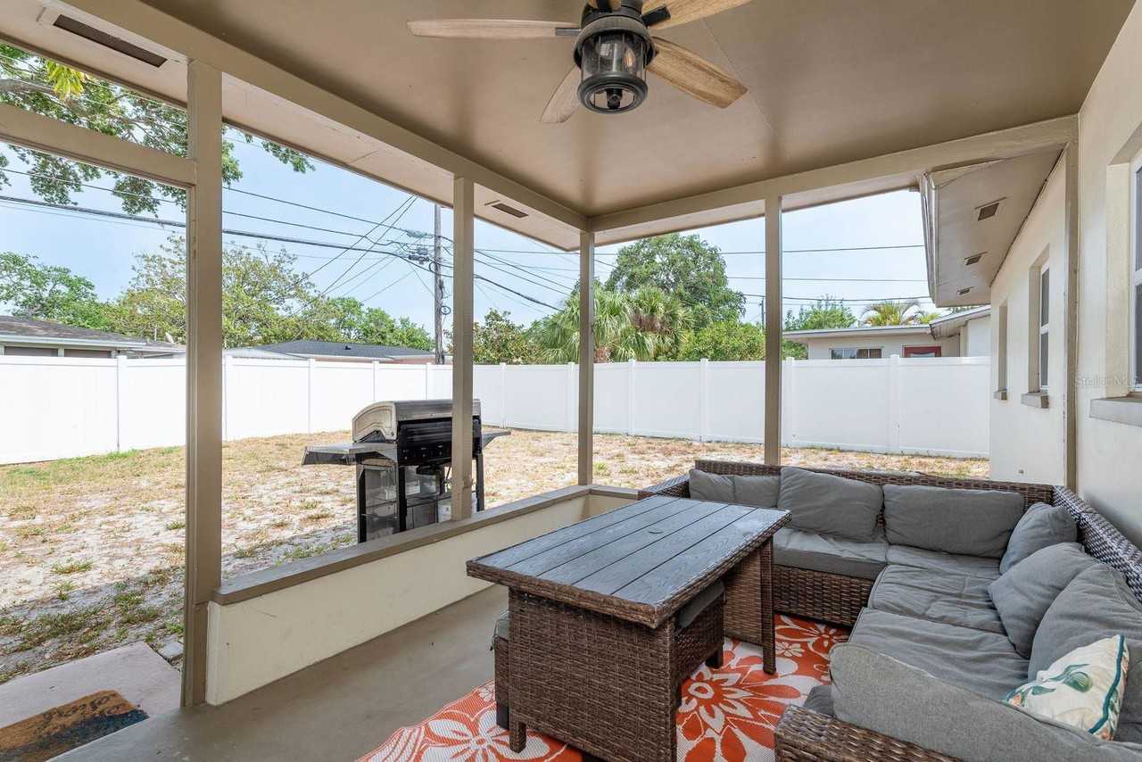 2153 Pocahontas Dr - Photo 7 of 8