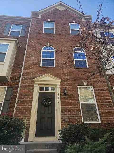 7237 Yesterday Ln - Photo 3 of 32