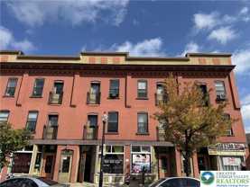829 E 4th St Apt 1 #1 - Photo 1 of 1