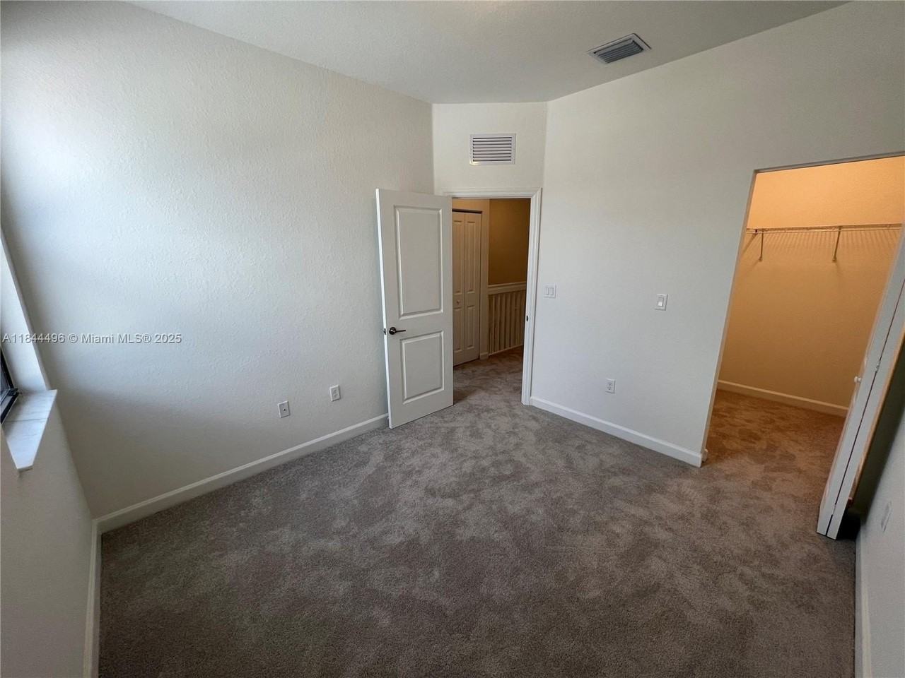 23466 Sw 127th Pl #23466 - Photo 6 of 25