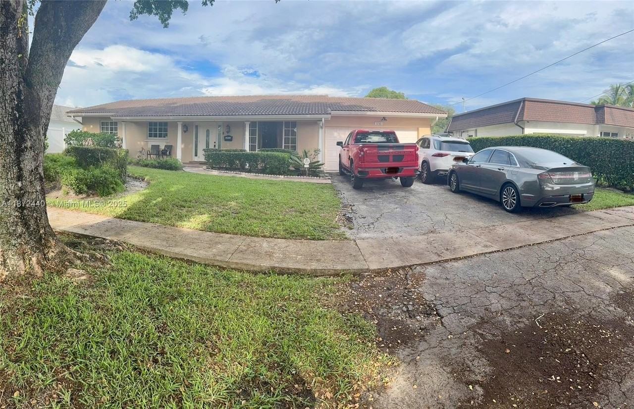 1230 Northwest 74th Avenue #1230