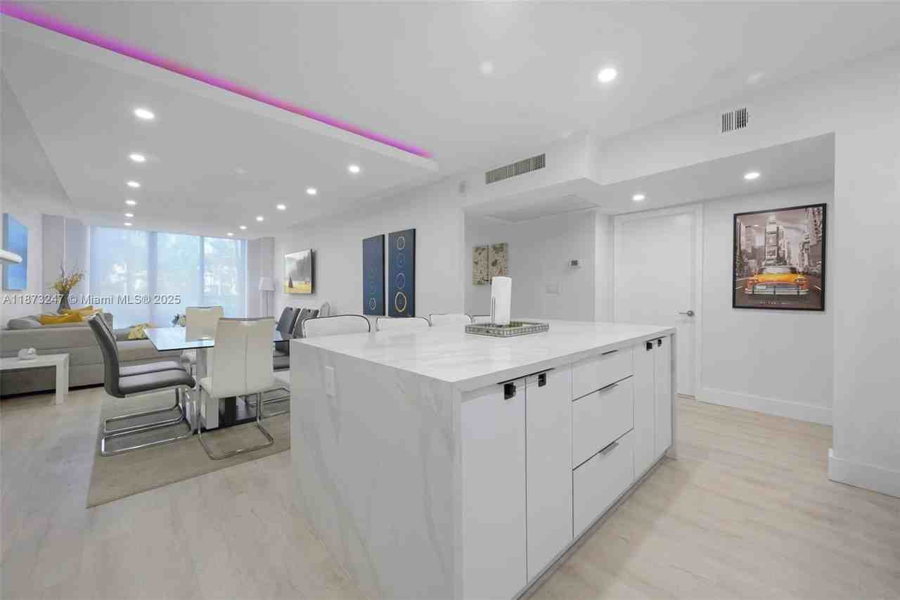 19370 Collins Ave #124 - Photo 6 of 13