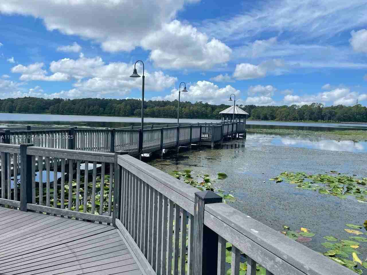 3391 Parkchester Square Blvd #204 - Photo 3 of 27