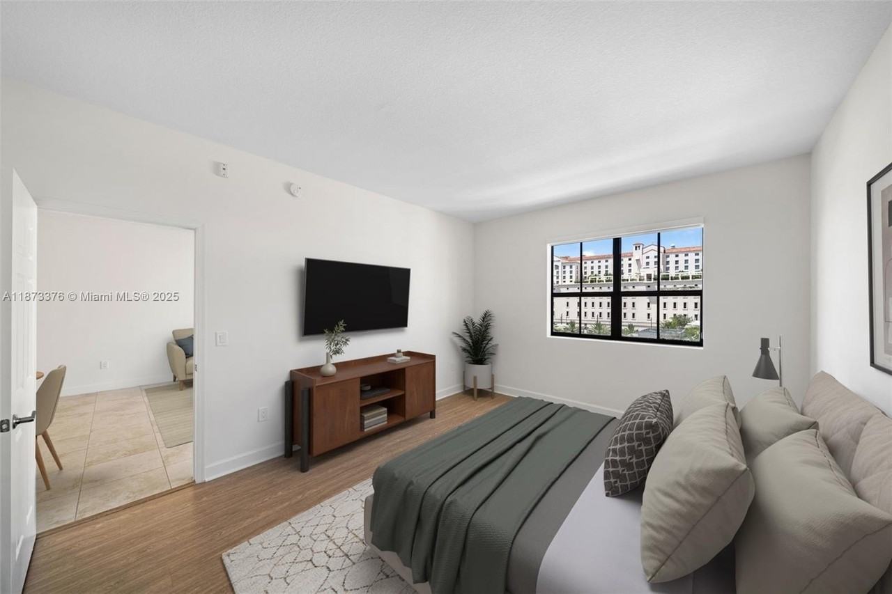 100 Andalusia Ave #702 - Photo 5 of 47