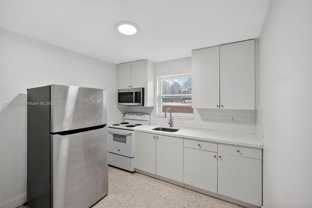 458 Sw 9th St #2 - Photo 1 of 1