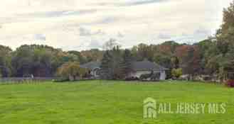433 Schoolhouse Rd - Photo 1 of 1