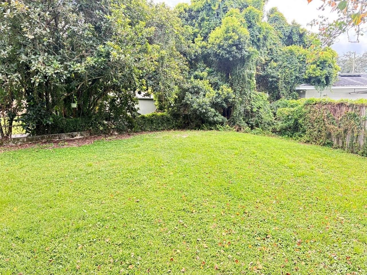 1650 Crestwood Dr - Photo 2 of 15