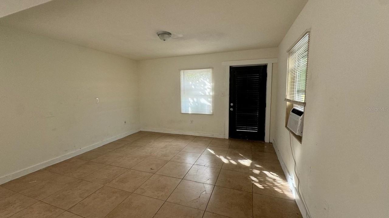 715 Quill Ave - Photo 7 of 11