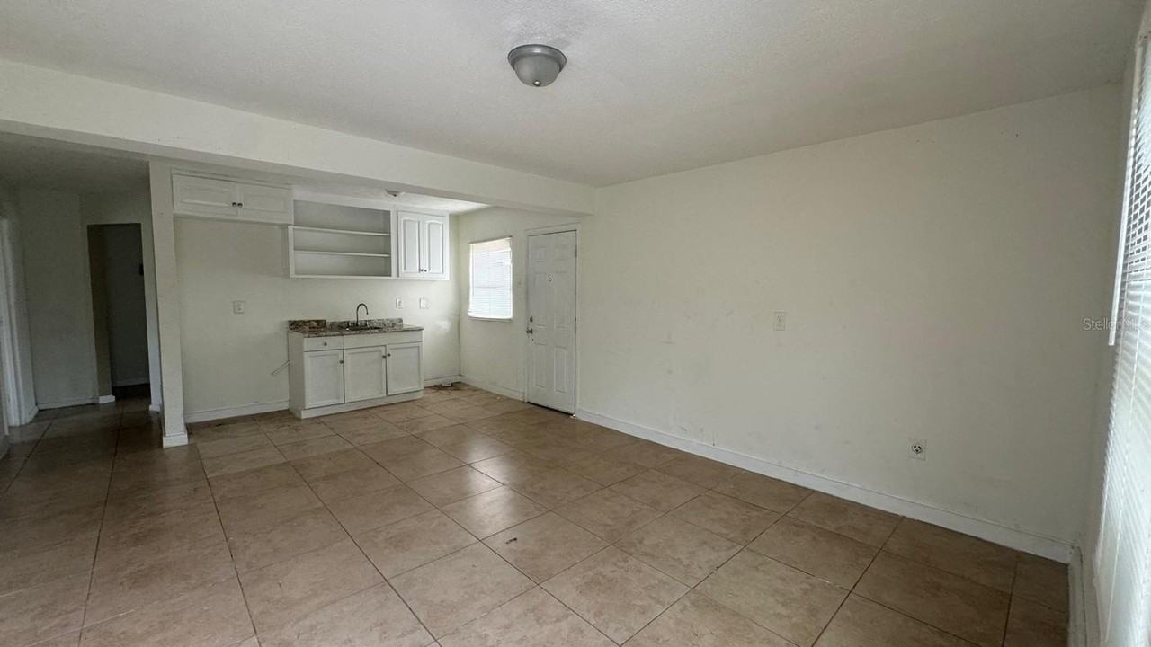 715 Quill Ave - Photo 5 of 11