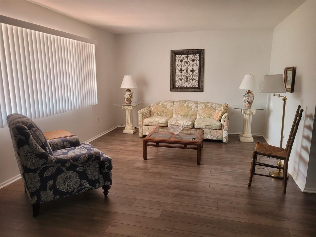 1408 Nashua Circle - Photo 4 of 22