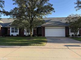 featured image of 11410 Patricia Ct #62