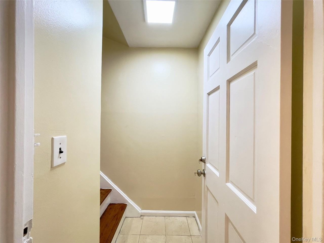 3541 Ropes Ave #2 - Photo 3 of 18