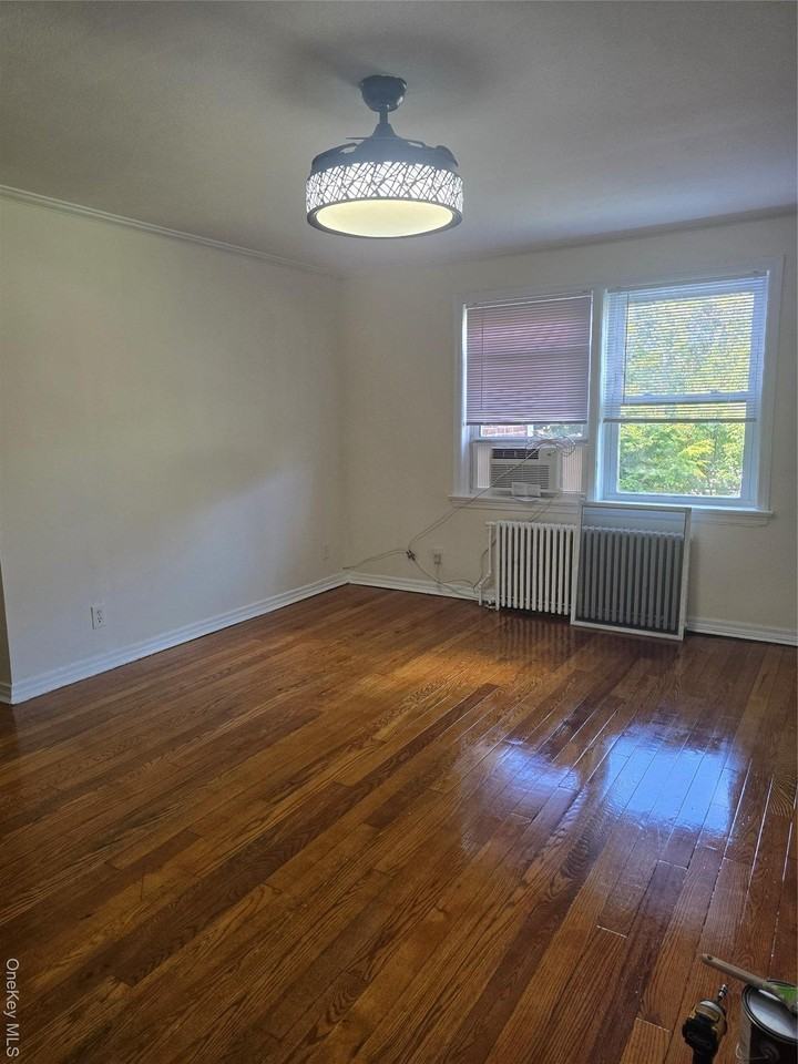 35 Prospect St #2 - Photo 3 of 11