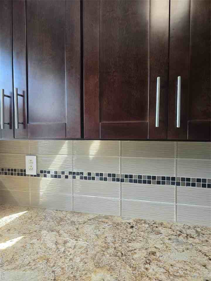 35 Prospect St #2 - Photo 7 of 11