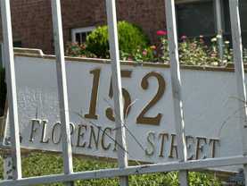 152 Florence St - Photo 1 of 1