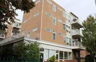 featured image of 915 S Oak Park Ave #2B
