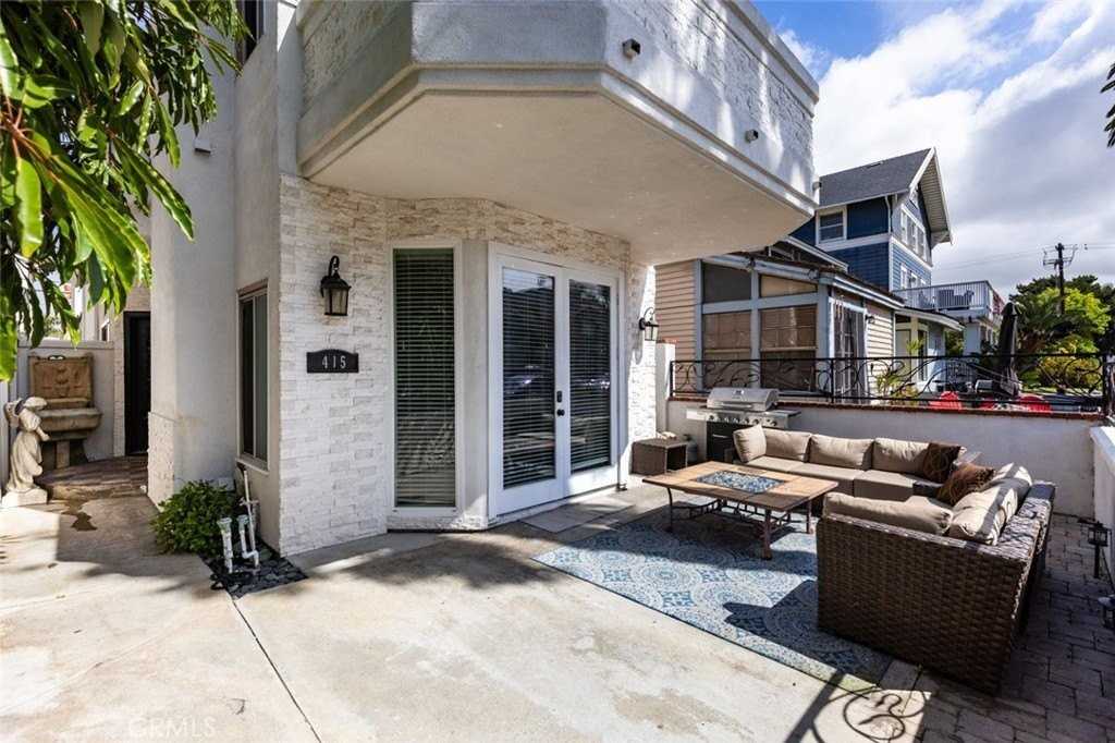 415 8th St - Photo 3 of 28