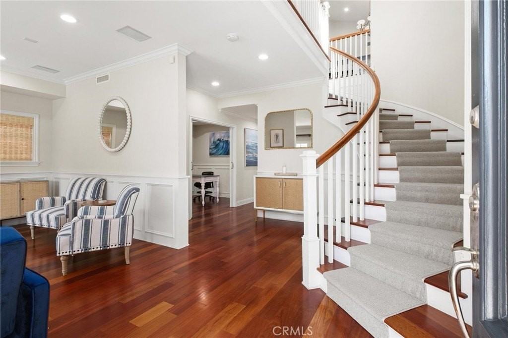 3306 Highland Ave - Photo 4 of 42