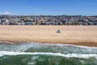 3231 The Strand - Photo 1 of 1