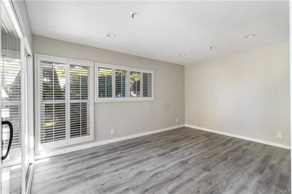 59 Sea Island Dr - Photo 2 of 8