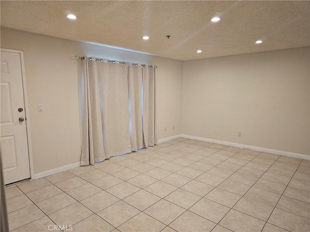 10290 Tujunga Canyon Blvd #103 - Photo 4 of 11