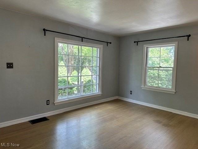 1496 Garman Rd - Photo 3 of 23