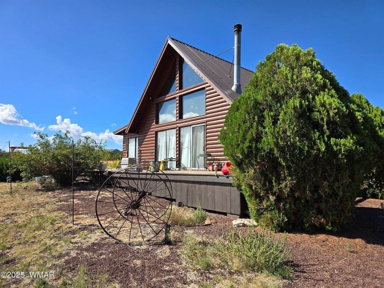 1949 Norton Pl - Photo 2 of 22